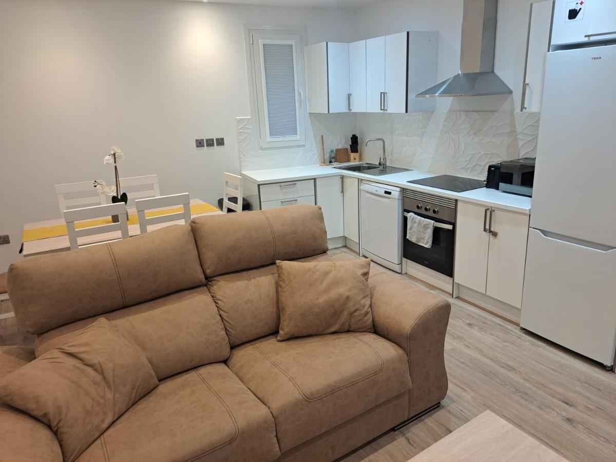 Main Street - 3 Bed - Family Friendly Gibraltar
