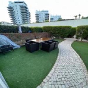 2 Bed, 2 Bath Garden Mews Ocean Village *