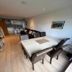 2 Bed, 2 Bath Garden Mews Ocean Village