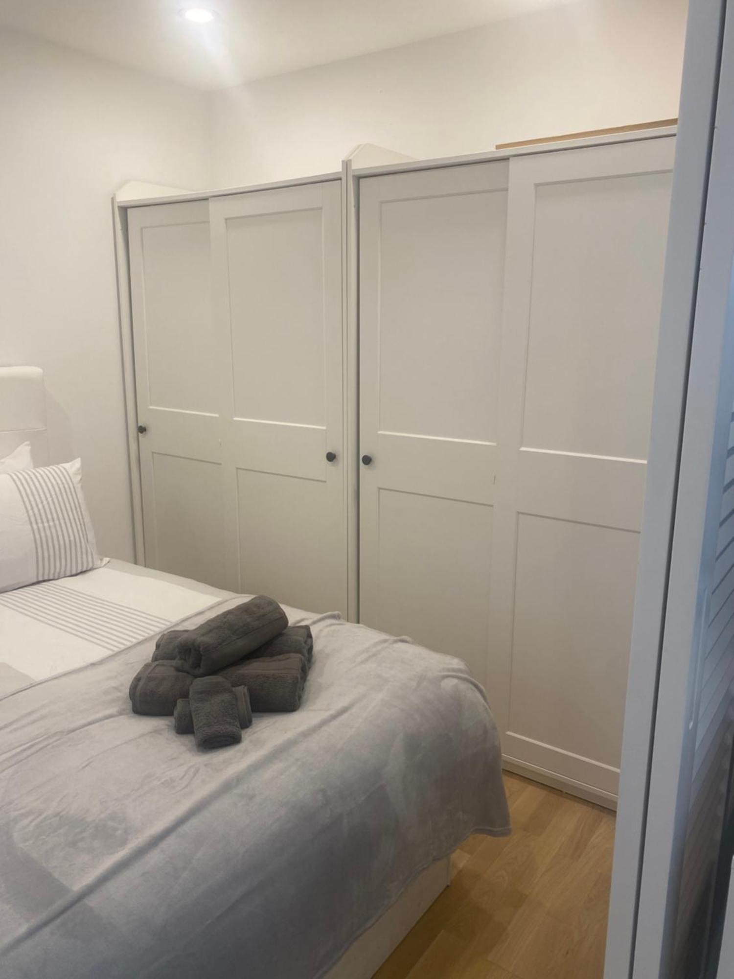 Cp Floor Luxury With And Pool Apartment Gibraltar