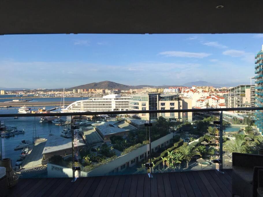 Apartment Spectacular Sea Views