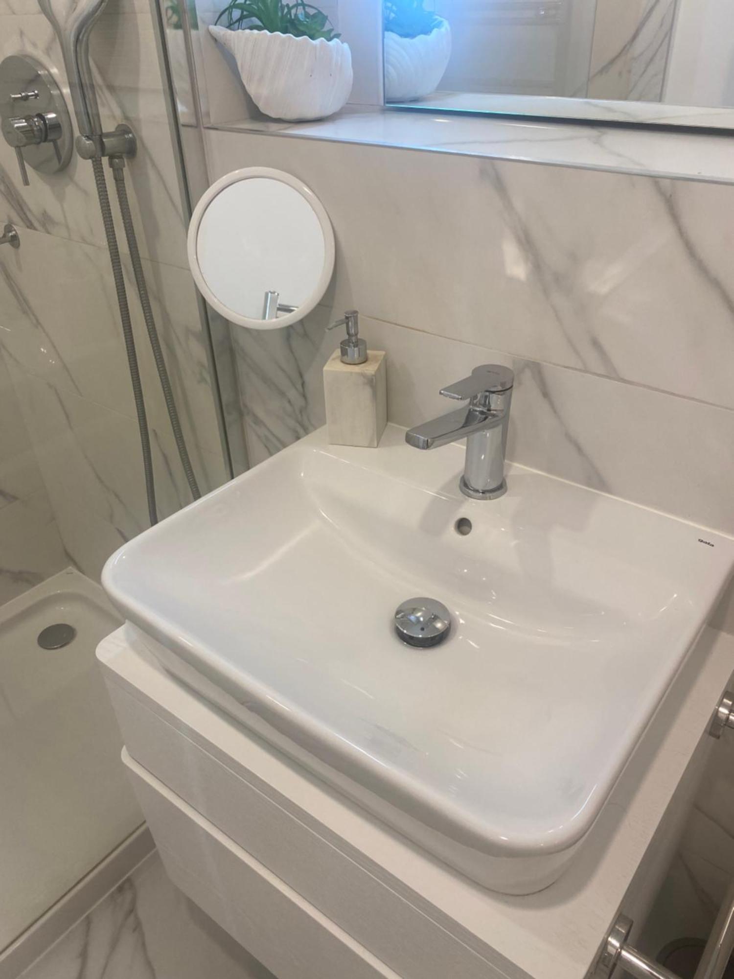 Cp Floor Luxury With And Pool Apartment *
