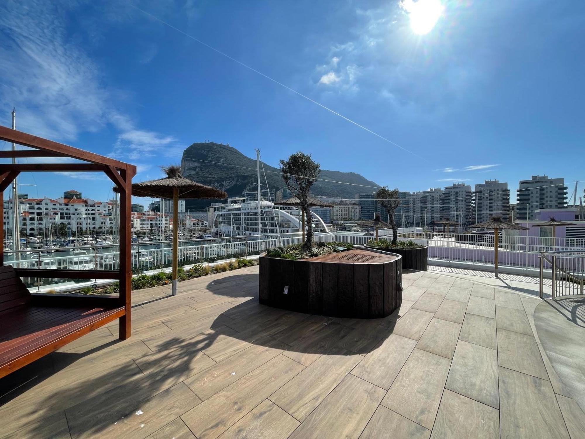 Apartment Deluxe Marina View Seafront Gibraltar