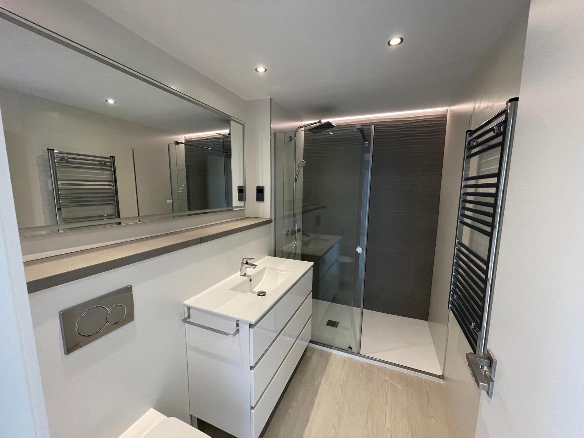 Apartment Deluxe Marina View Seafront Gibraltar