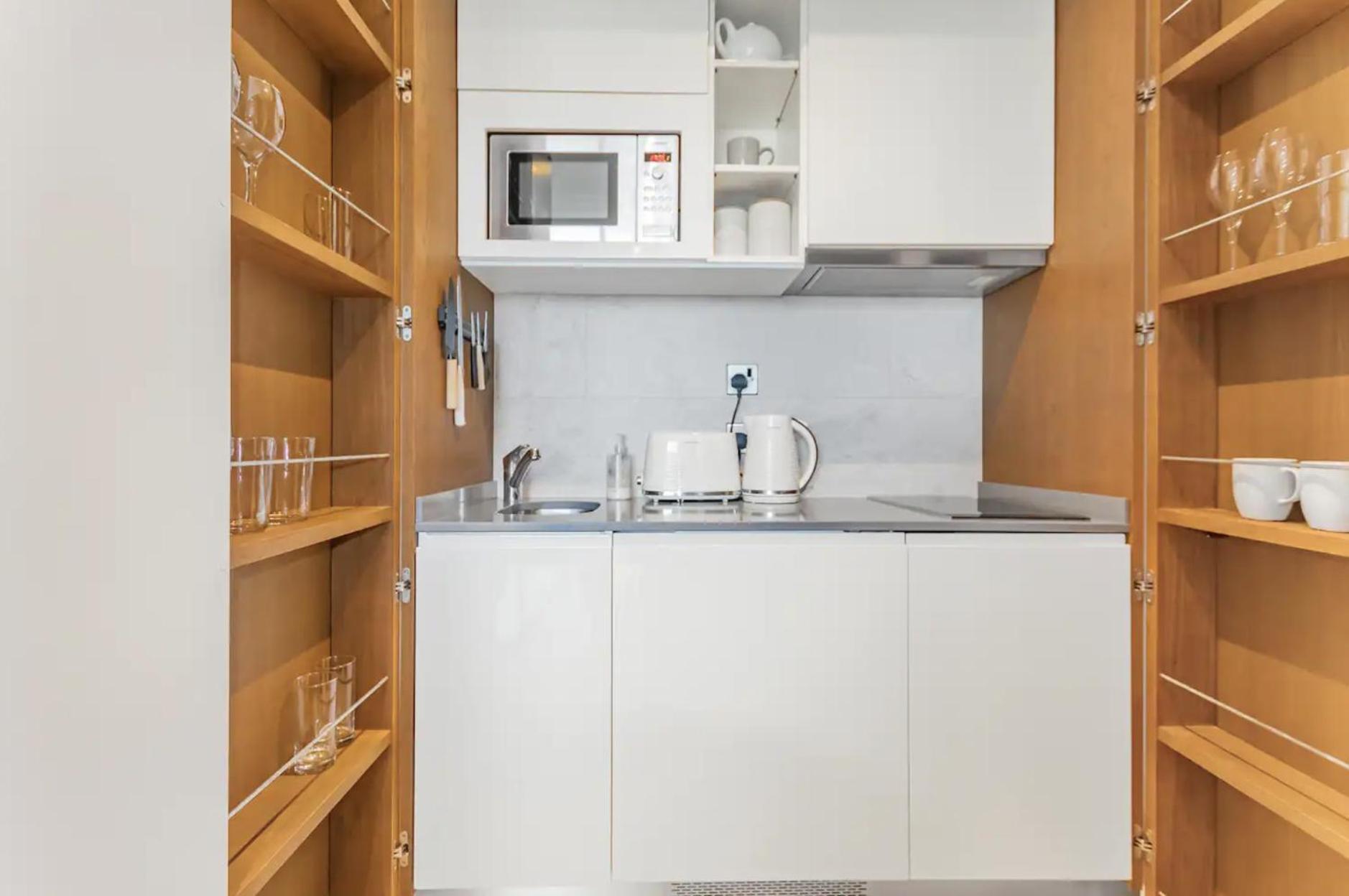 West One Apartamento *