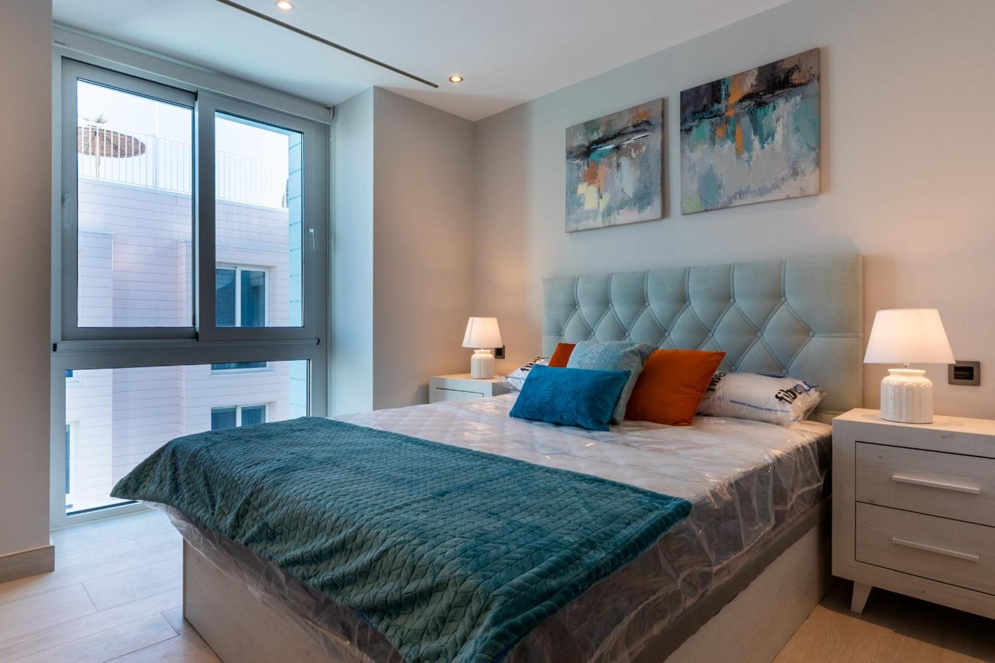 Marina Club Luxury-hosted By Sweetstay * Gibraltar