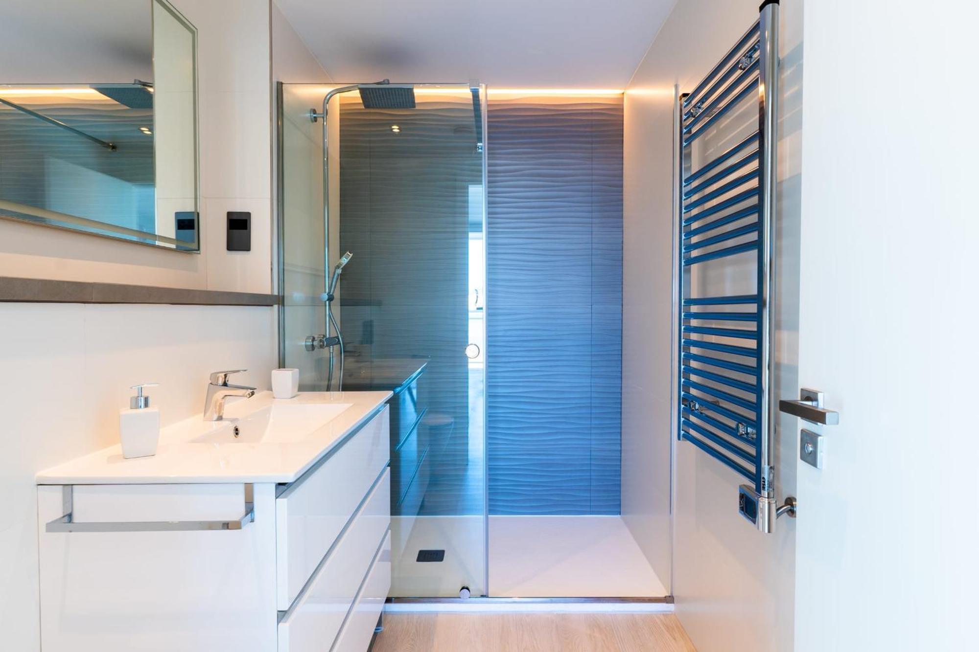 Marina Club Luxury-hosted By Sweetstay Apartment