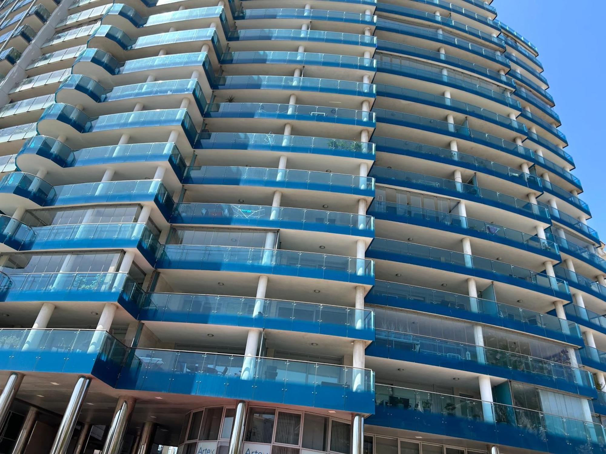 Ocean Village Luxury 2 Bed 2 Bath - Amazing Views - Pools And Jacuzzis Gibraltar