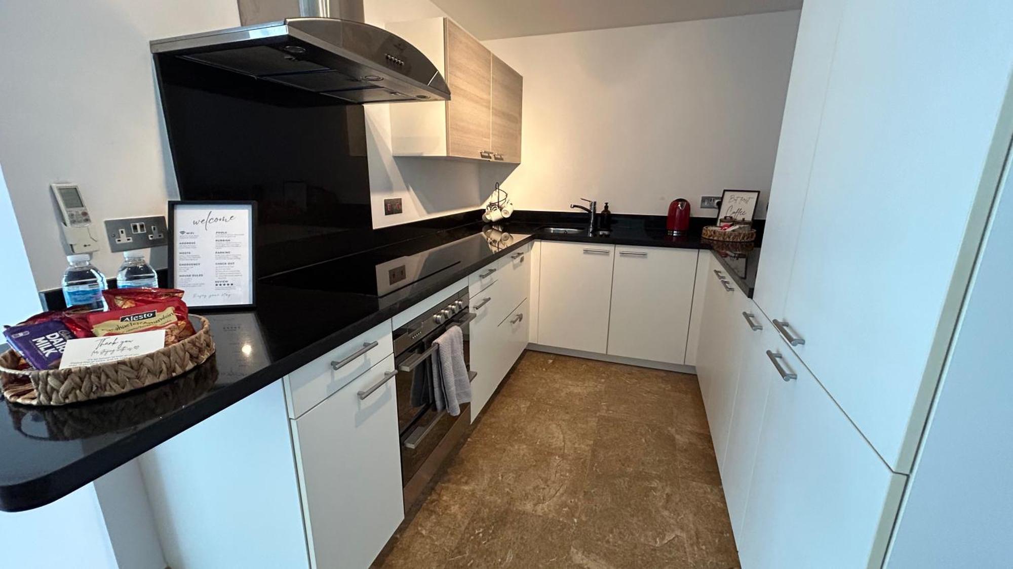 Ocean Village Luxury 2 Bed 2 Bath - Amazing Views - Pools And Jacuzzis *