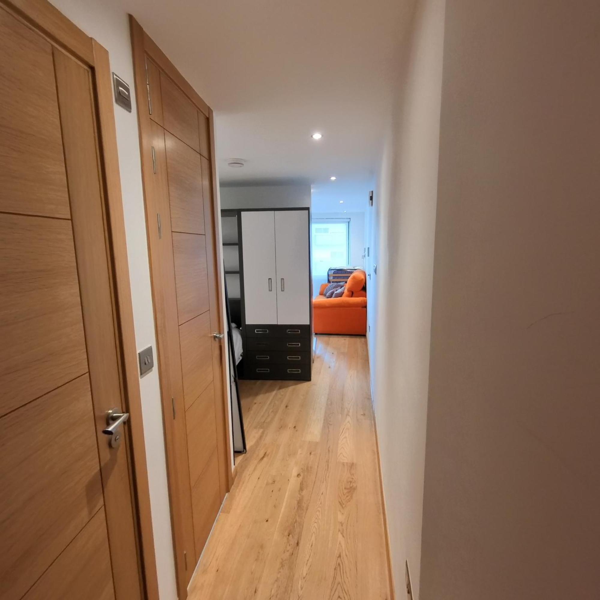 Apartment Ocean 11-hosted By Sweetstay Gibraltar