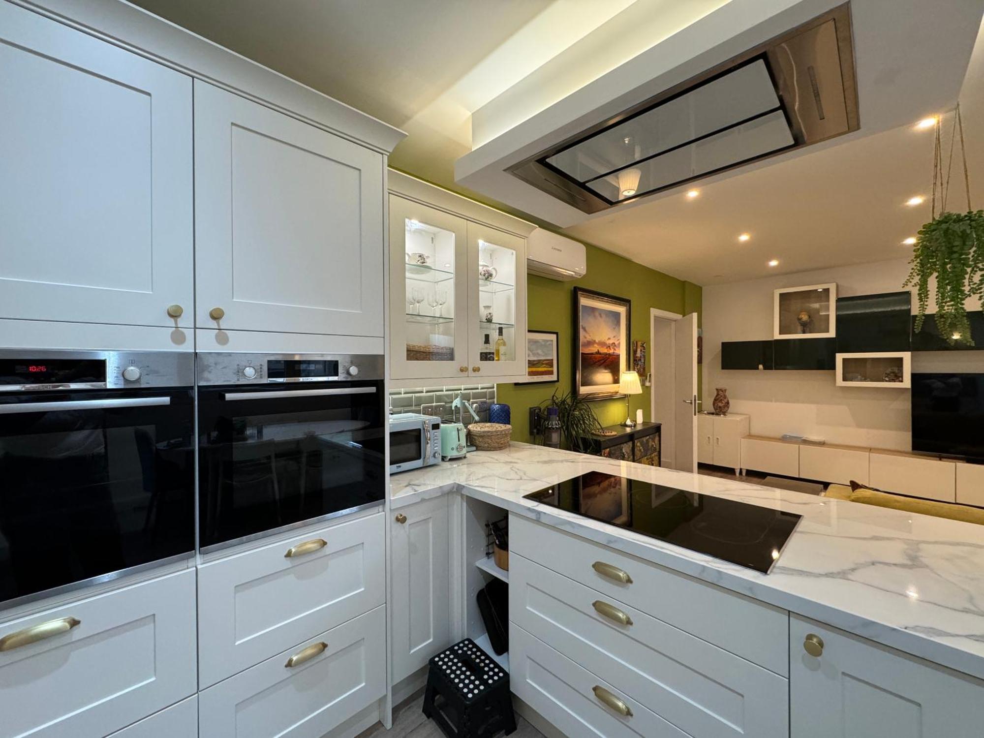 Apartamento Sleek Oasis In The Heart Of - Sleeps 6