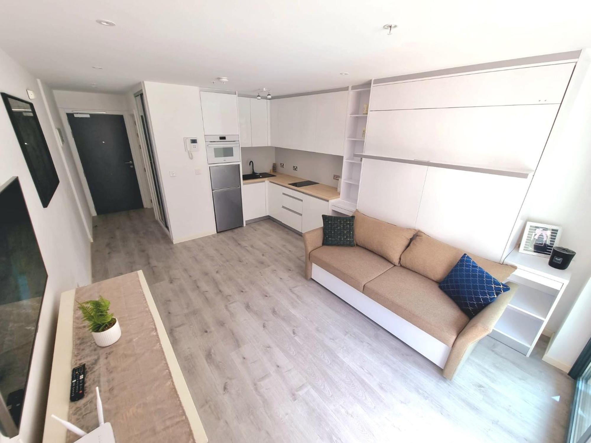 Sunny Apartment