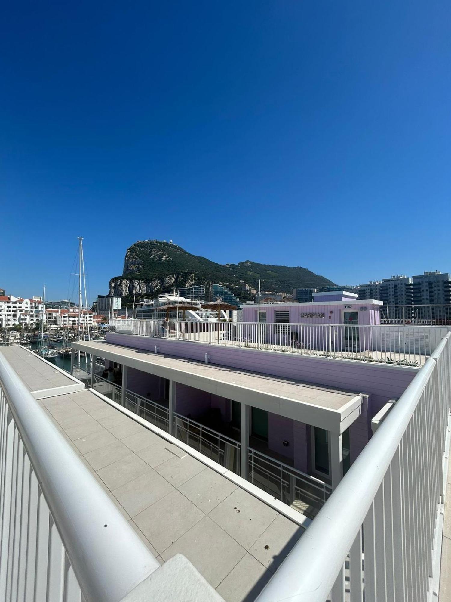 Marina Club Luxury Private With Pool And Incredible Views * Gibraltar