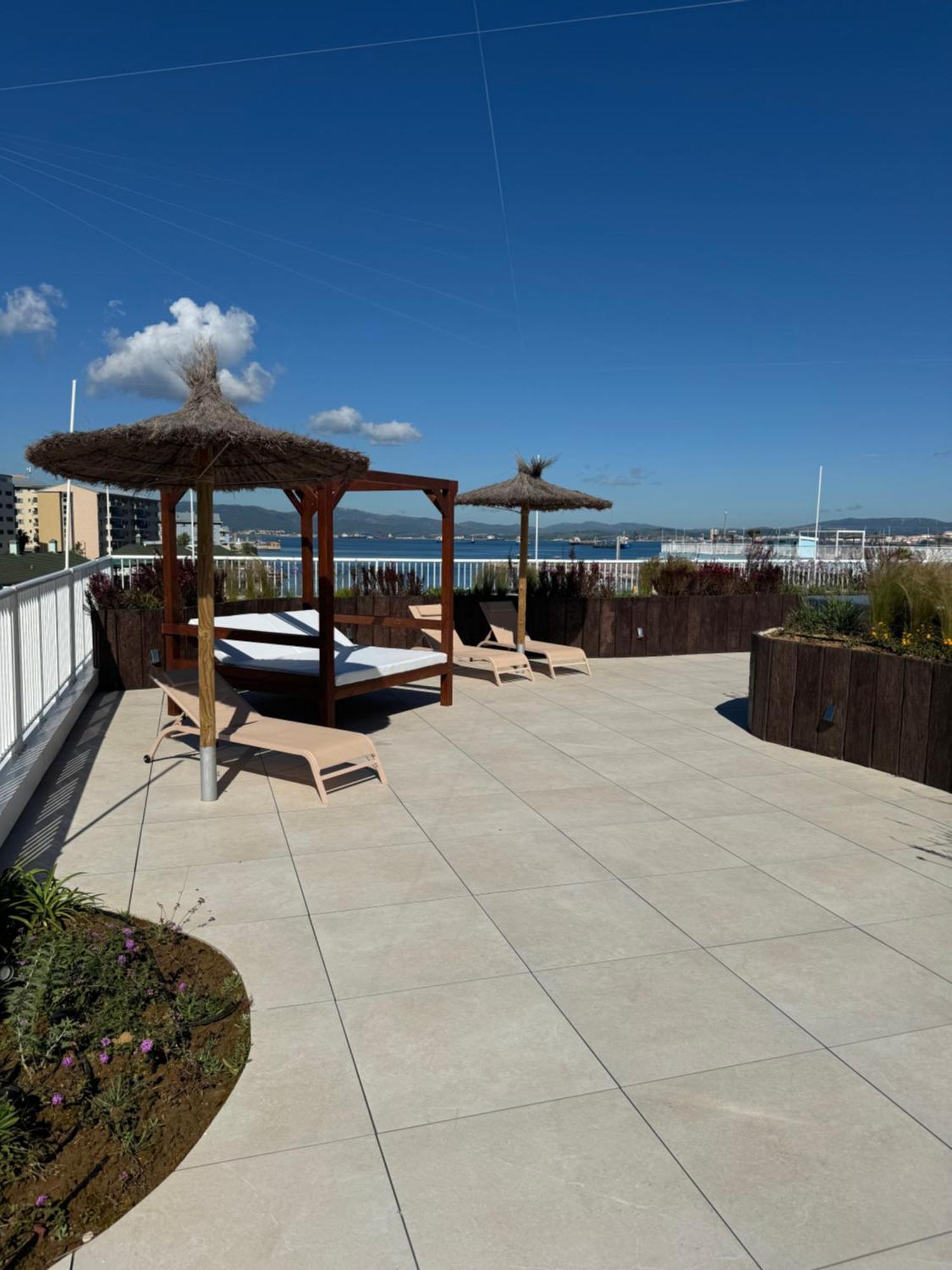 Marina Club Luxury Private With Pool And Incredible Views Gibraltar