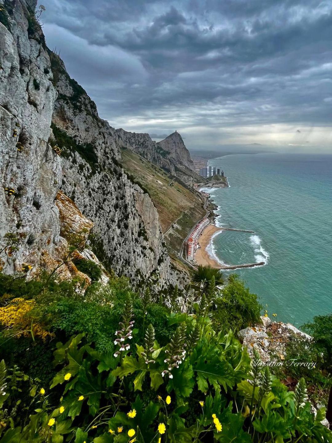 Front Apartamento Gibraltar