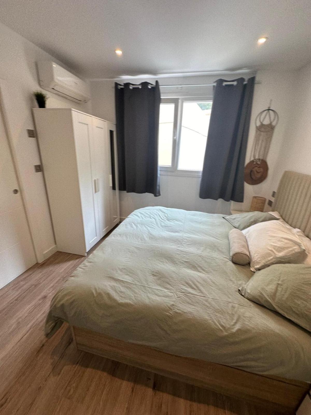269 Main Street 3 Bedrooms Gem * Gibraltar