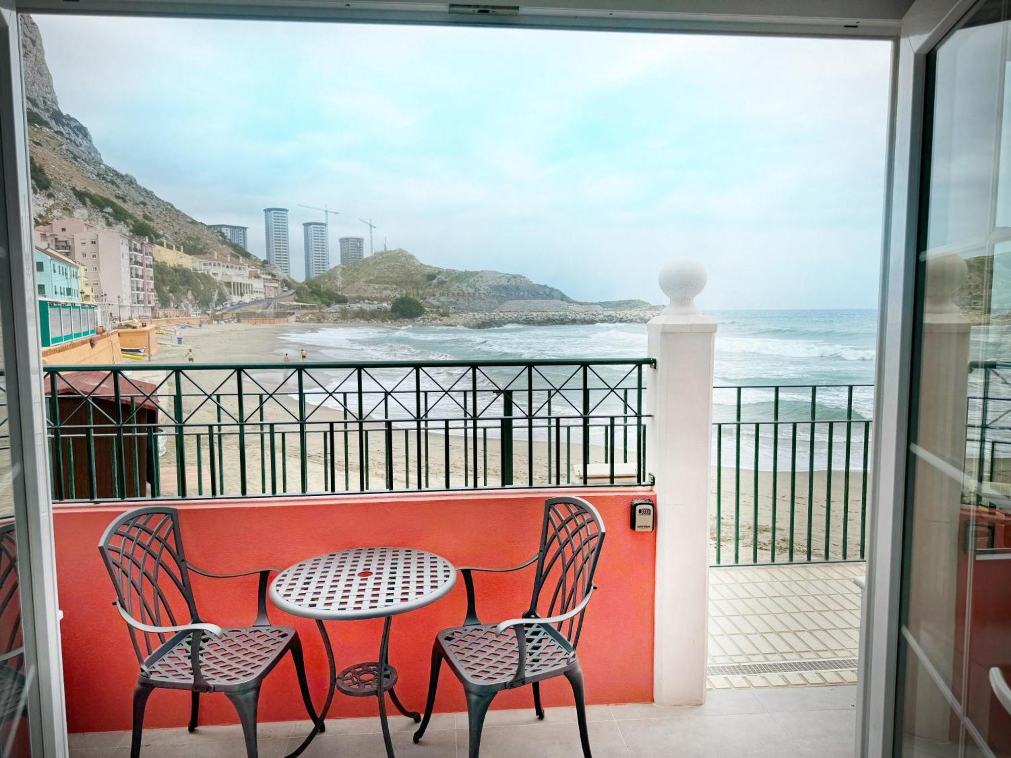 Luxury Catalan Bay House - Sea + Rock Views Apartment Gibraltar