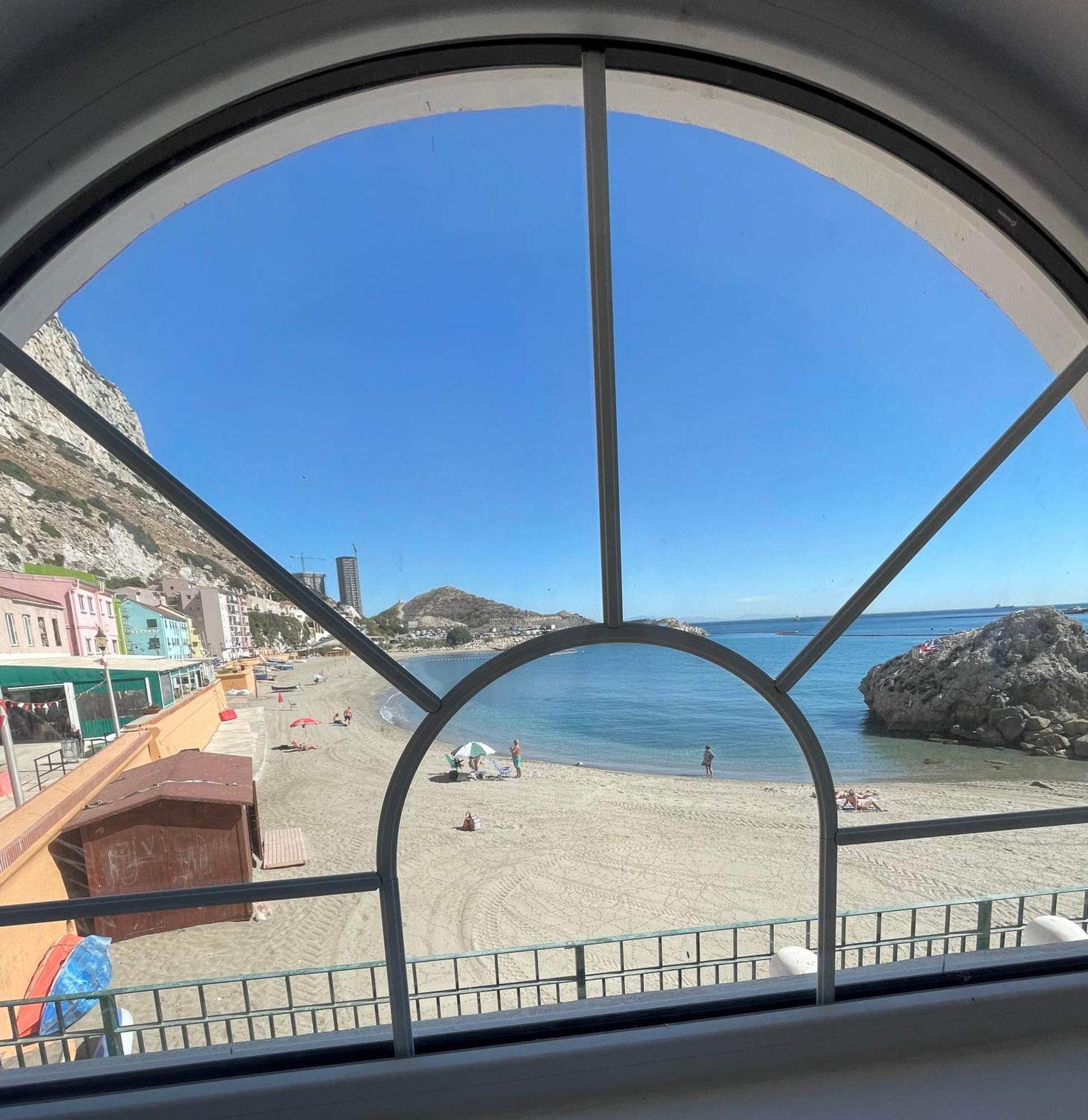 Apartment Luxury Catalan Bay House - Sea + Rock Views Gibraltar