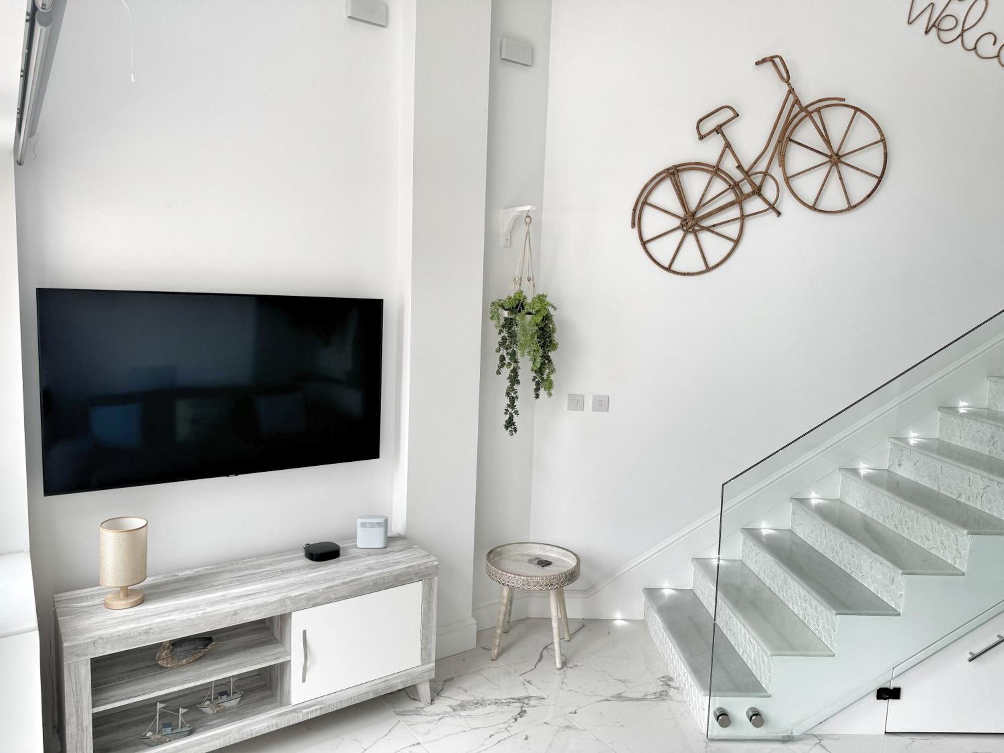 Luxury Catalan Bay House - Sea + Rock Views