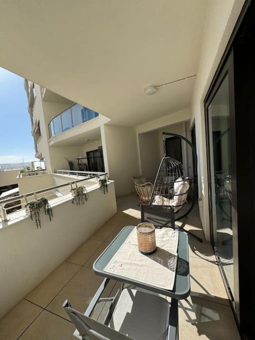 Luxury 1 Bed With Pool And Sea Views *