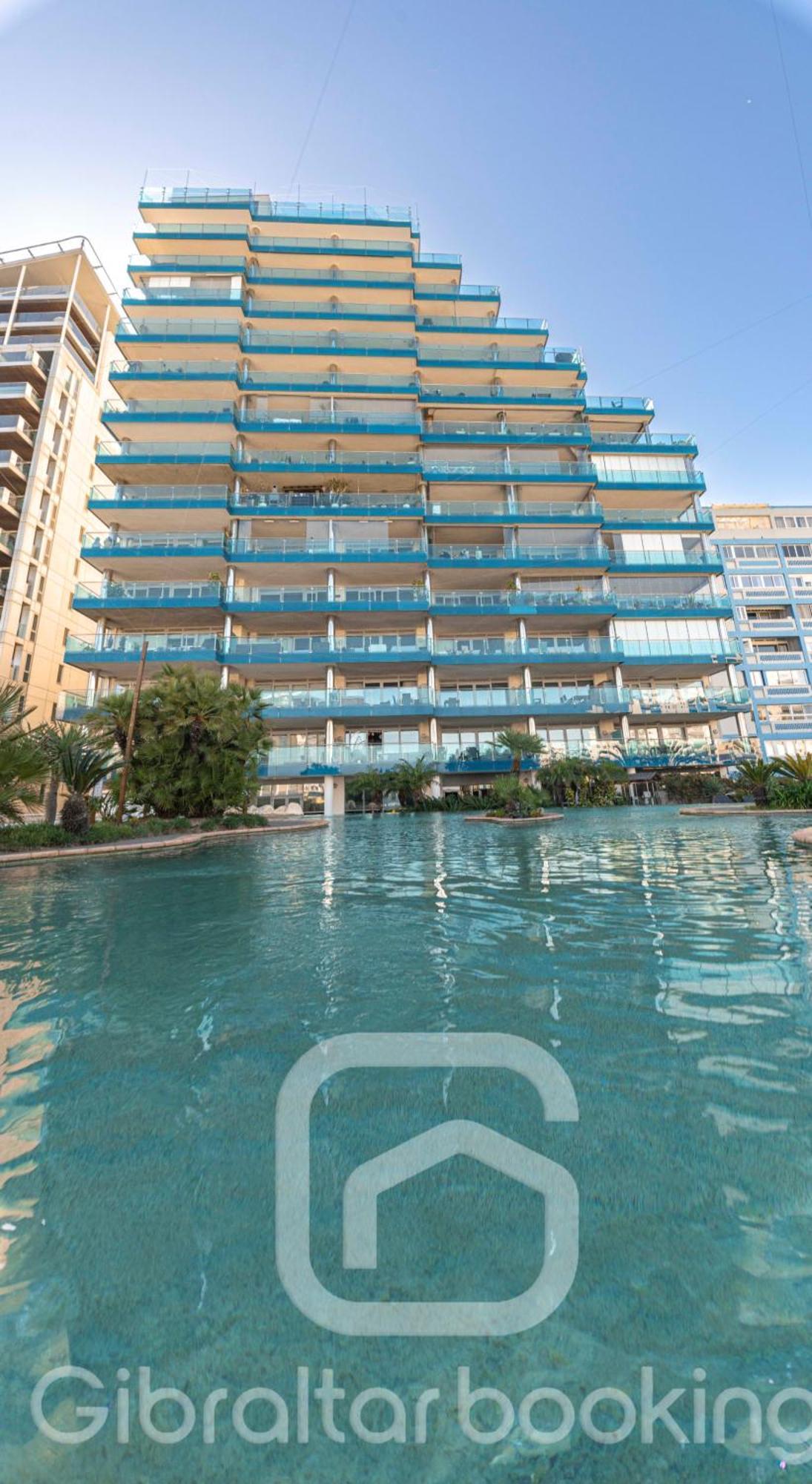 Britain In The Sun At Luxurious Ocean Village Căn hộ *