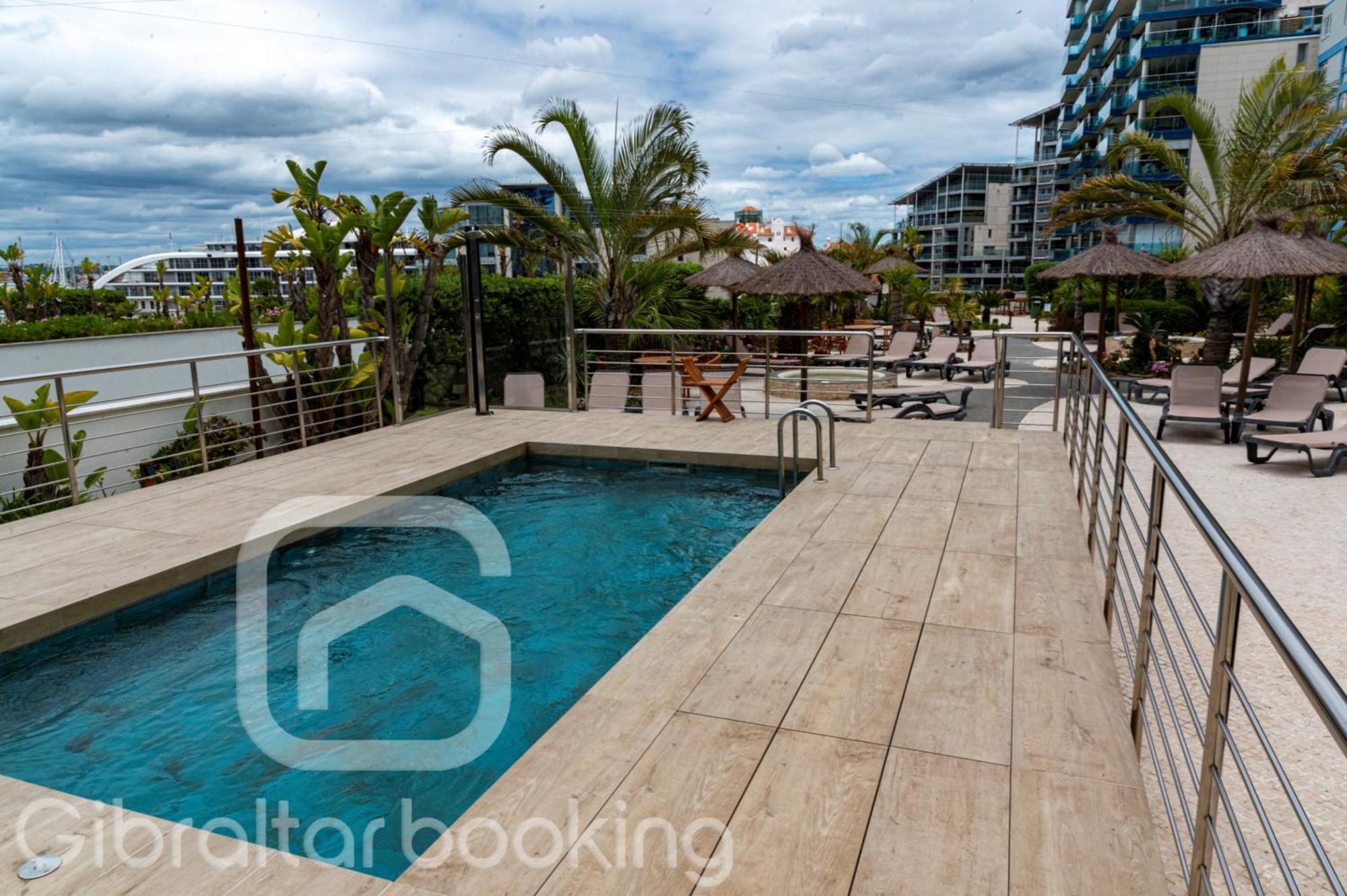 Britain In The Sun At Luxurious Ocean Village *
