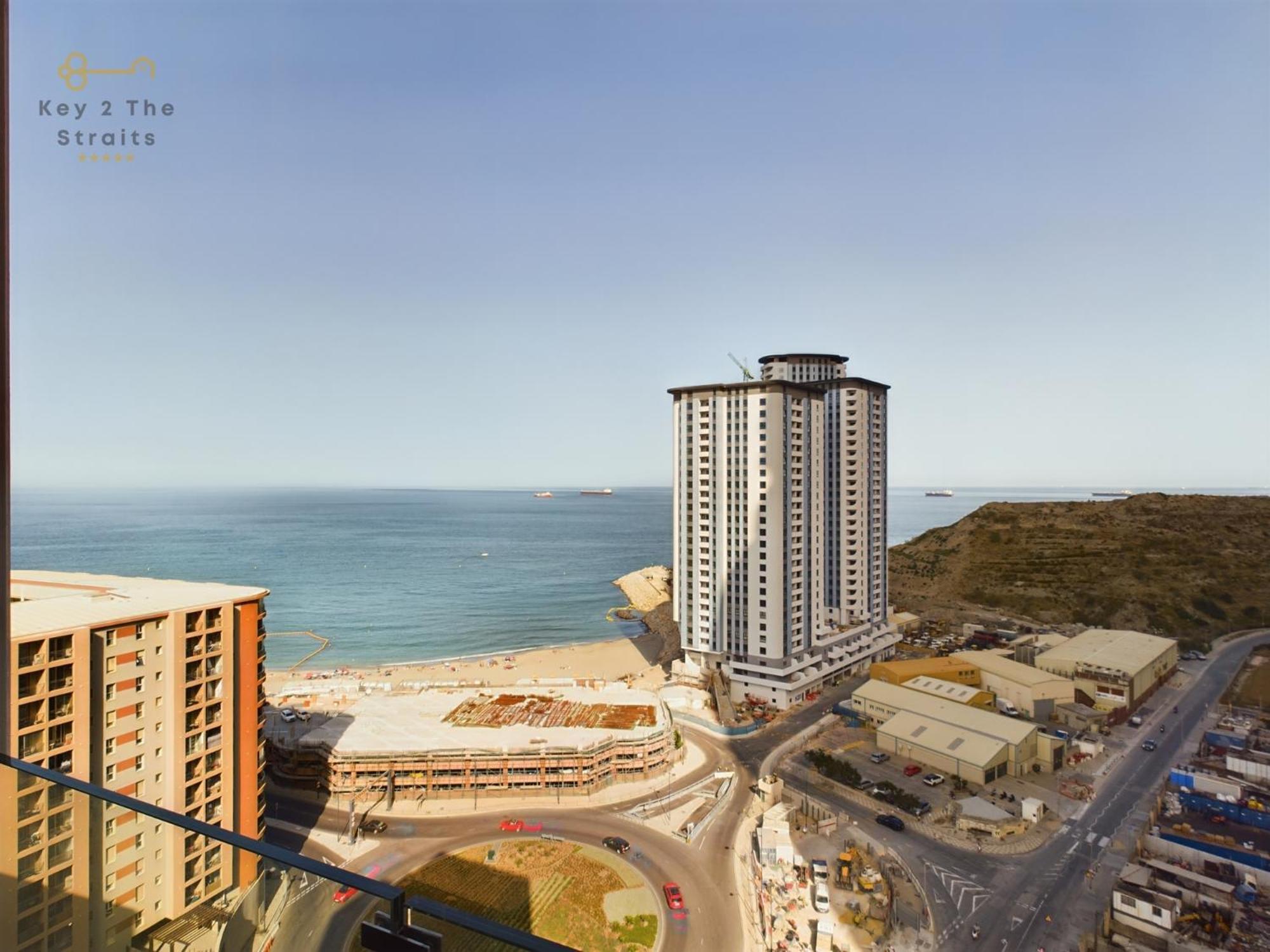 Luxury Sunrise And Oceanview With Balcony *