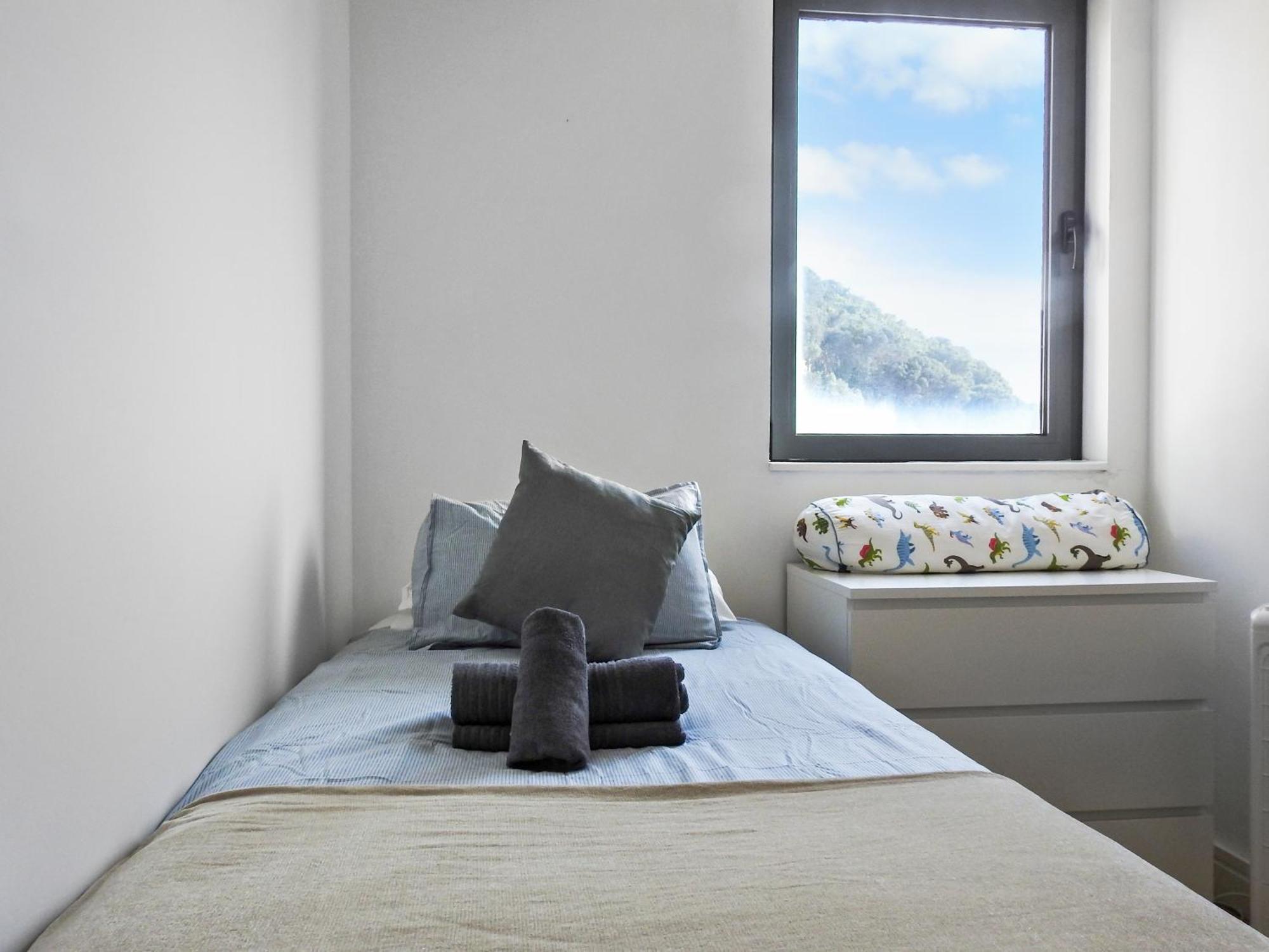 New Sunrise & Rock View 3br Luxury Apartment Gibraltar