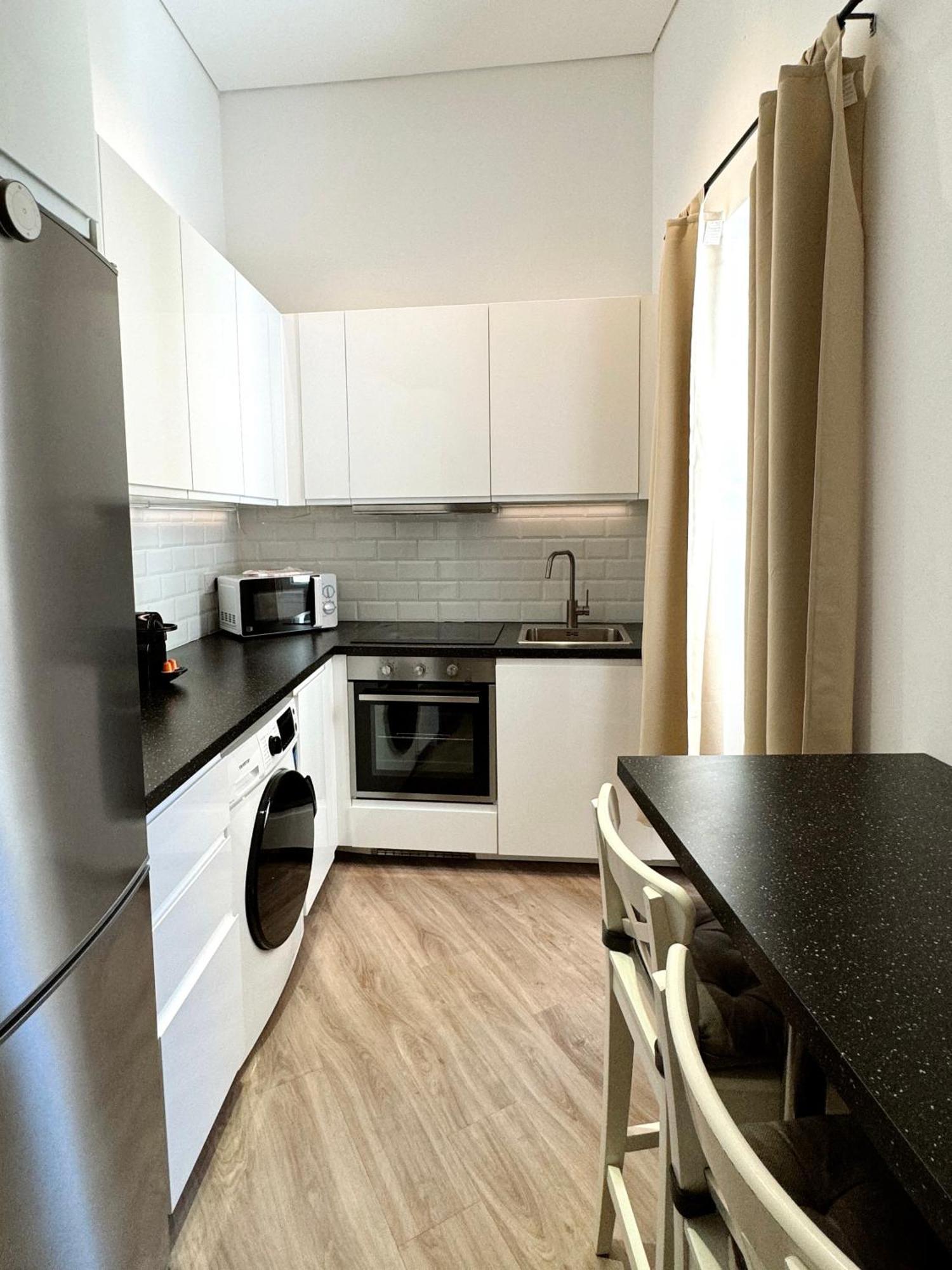 Delightful Centre Clarendon - Grand House Apartment Gibraltar