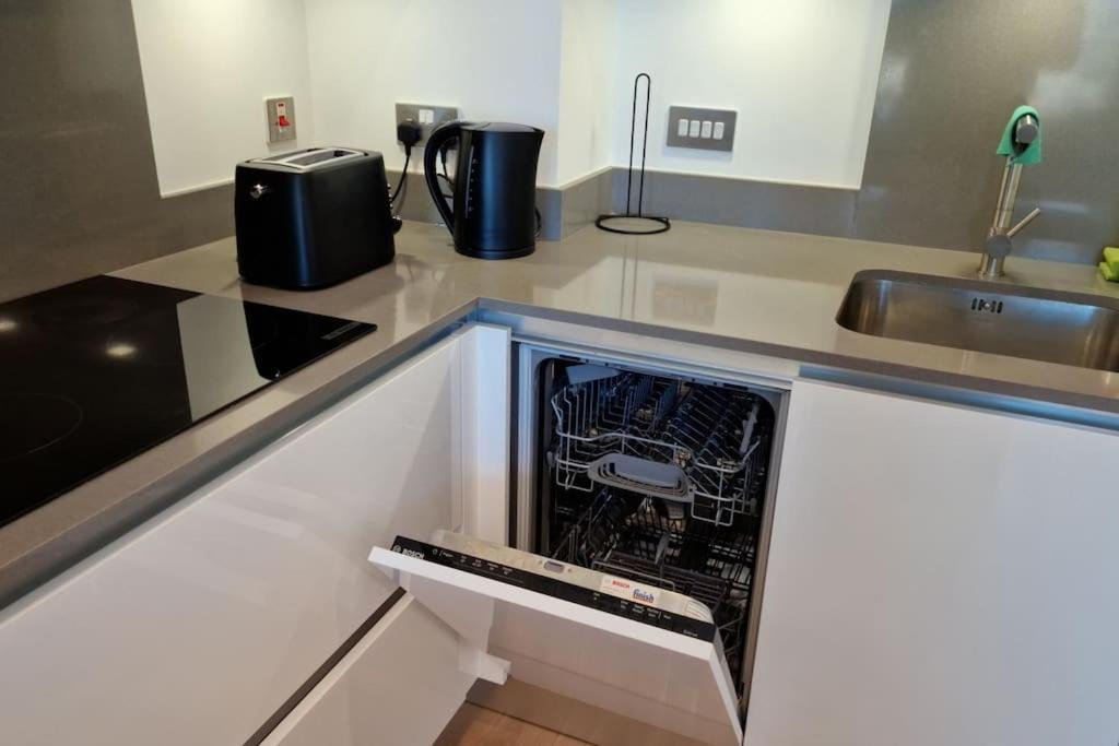 Forbes Suite1203-hosted By Sweetstay Apartment Gibraltar