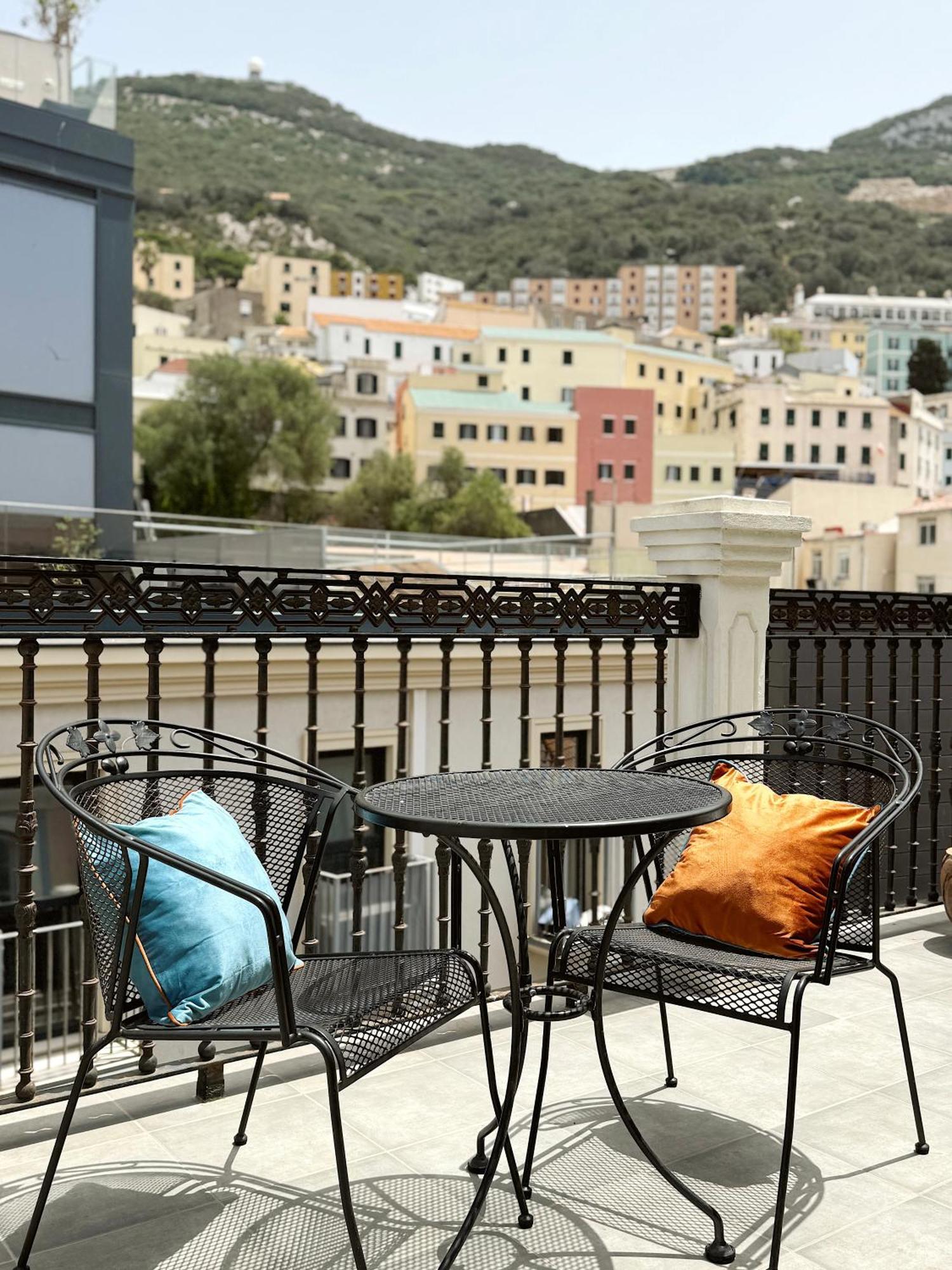 Master Penthouse Double Ensuite With Private Terrace - Grand House
