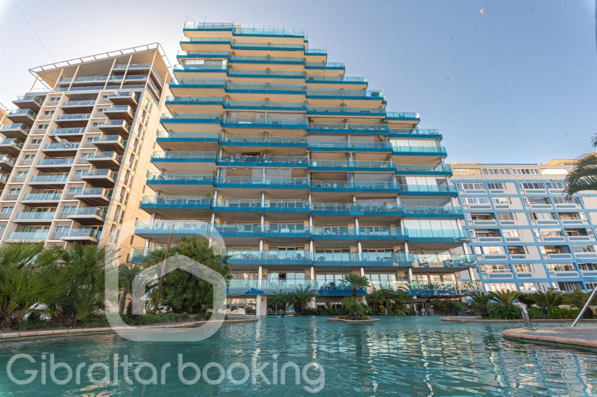 Tropical Paradise At Luxurious Ocean Village