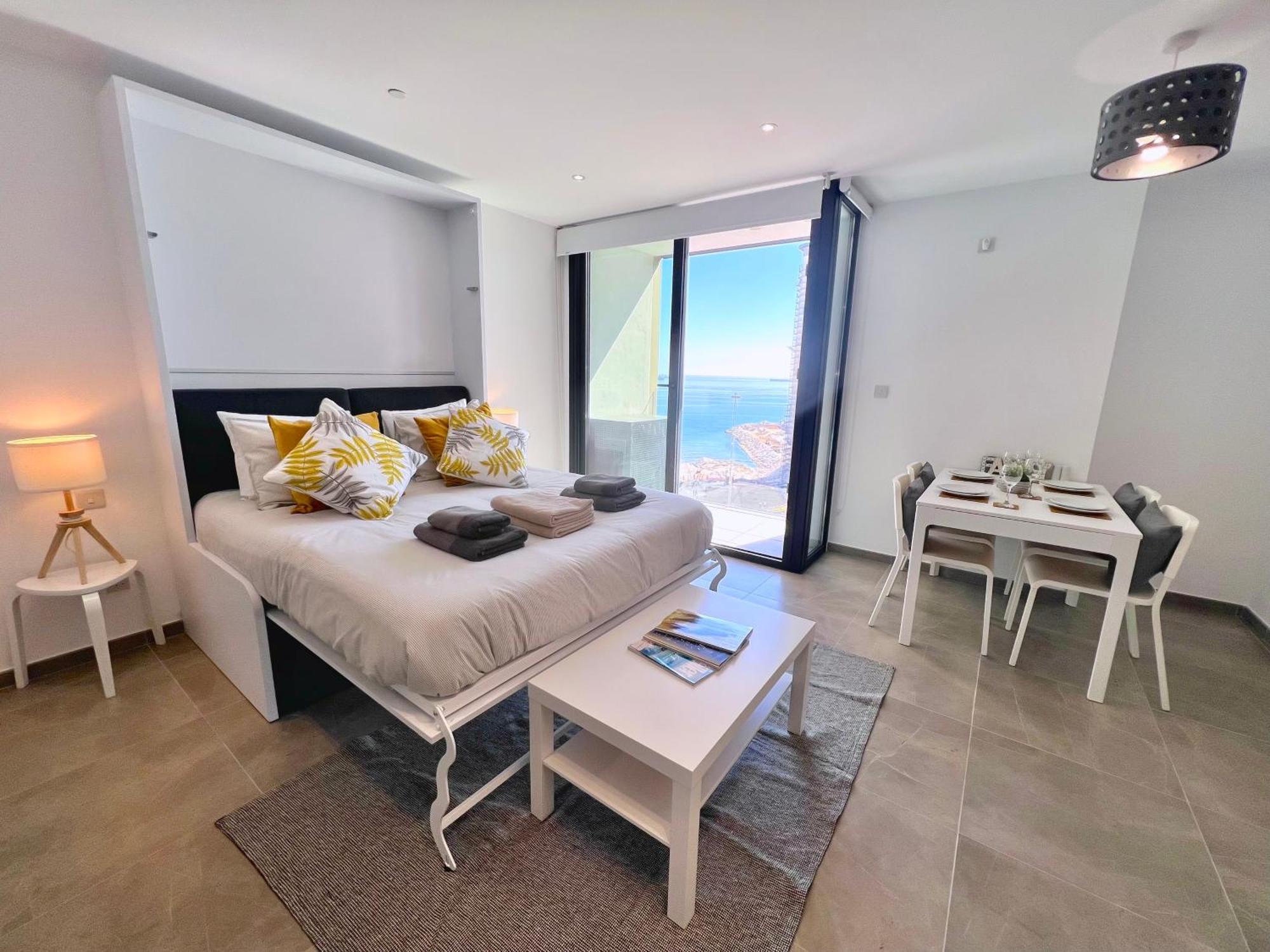 Stylish Studio With Ocean View