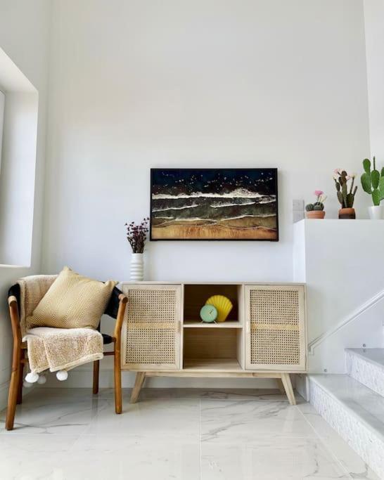 Luxury Beachfront Gibraltar