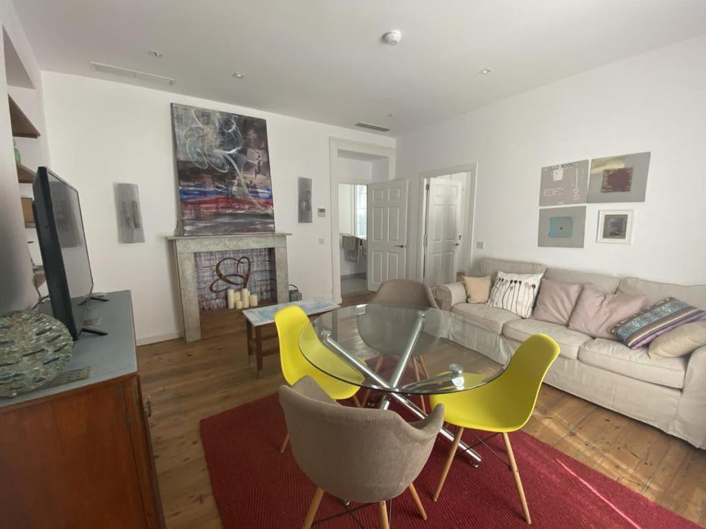 Apartment Bright And Lovely 1br In Prime King Stre Gibraltar