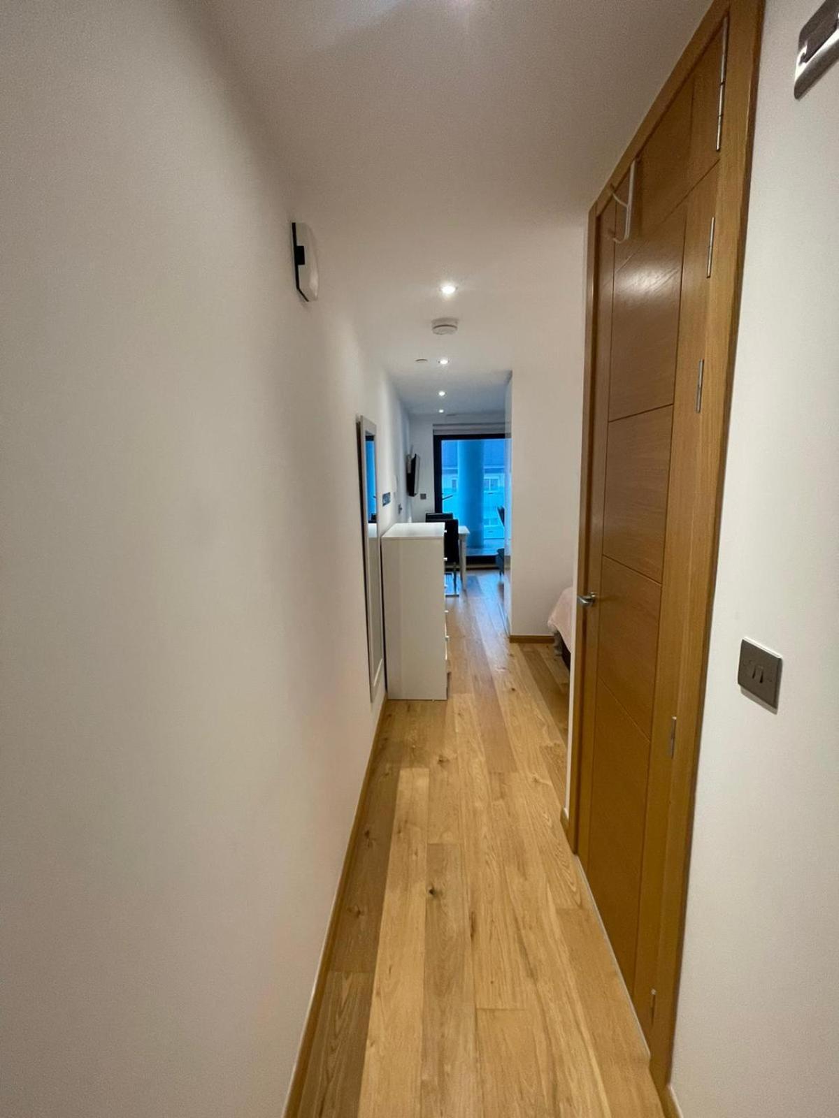 Apartamento Flat With *