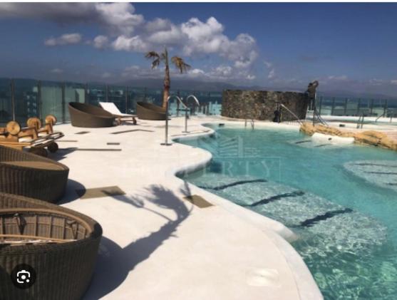 Apartment Ocean Plaza Luxury *