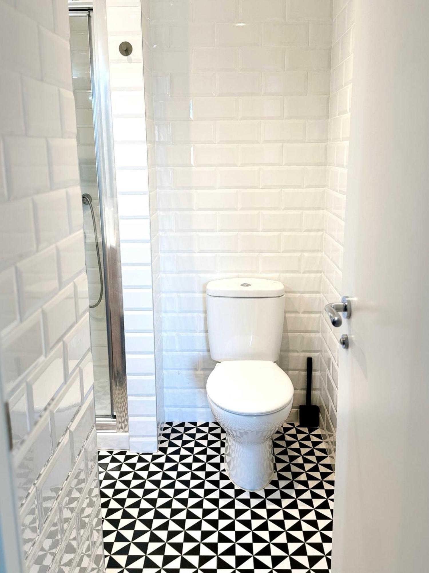 Modern Centre Two Bedroom Windsor - Grand House Apartamento *