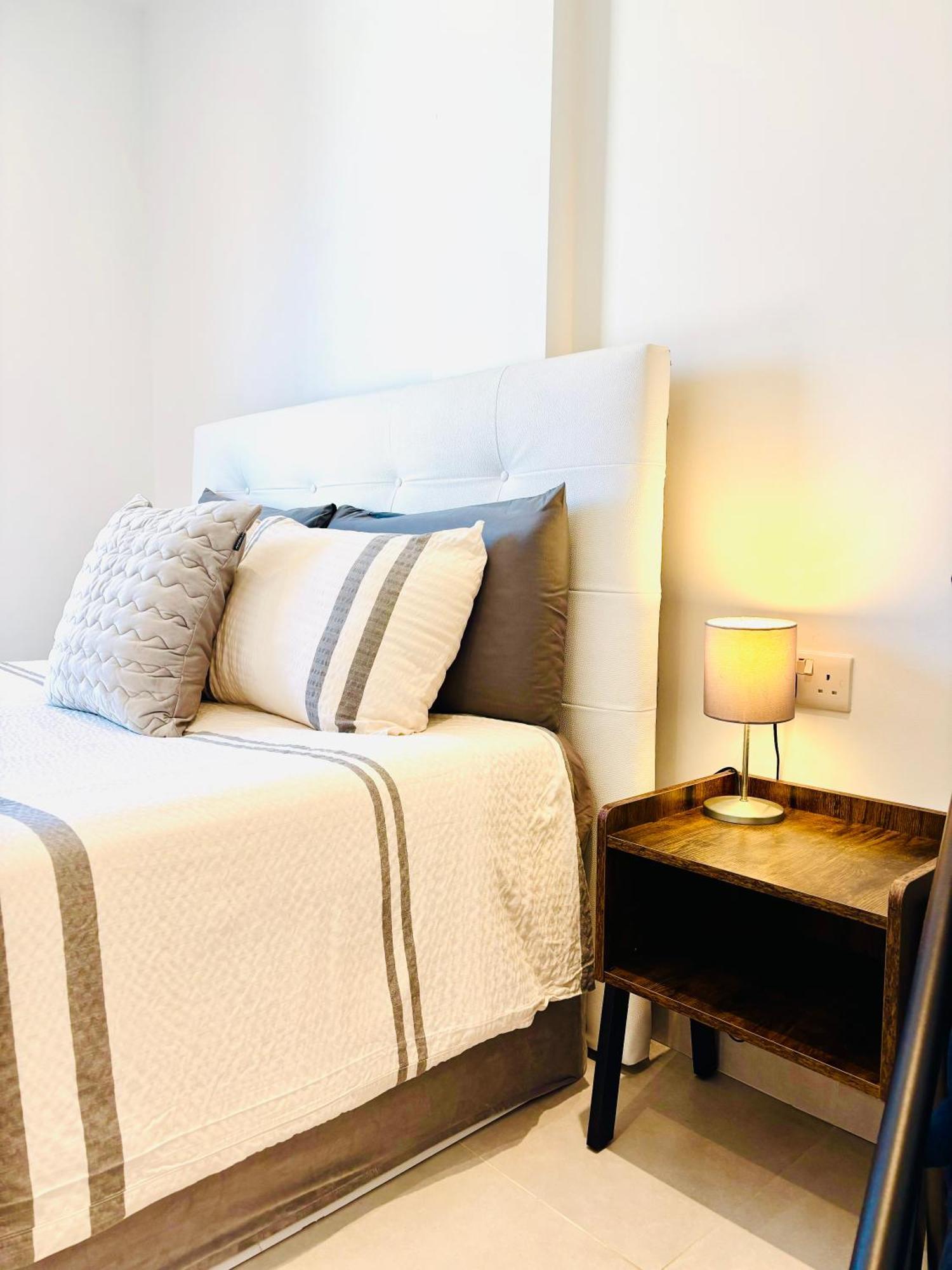 Gibraltar Central Suites Apartment