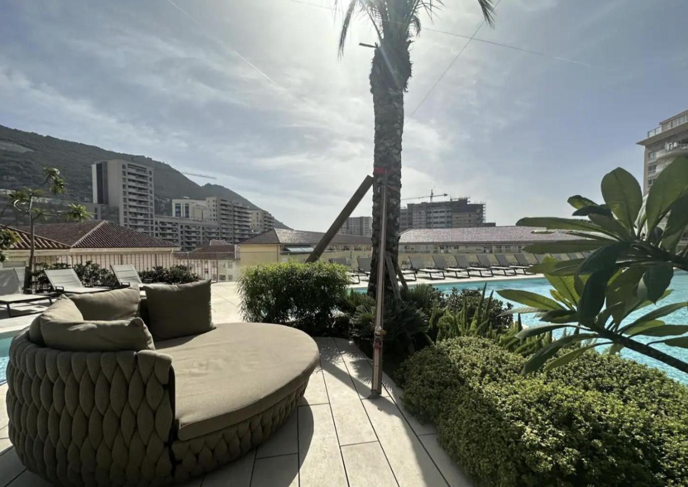 Carrara Eurocity - Luxury Family With Style Pool - Children For Free