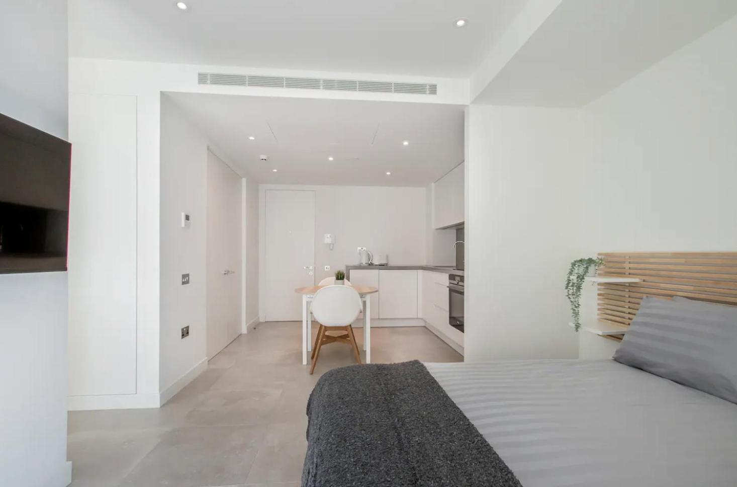 Carrara Eurocity - Luxury Family With Style Pool - Children For Free Gibraltar