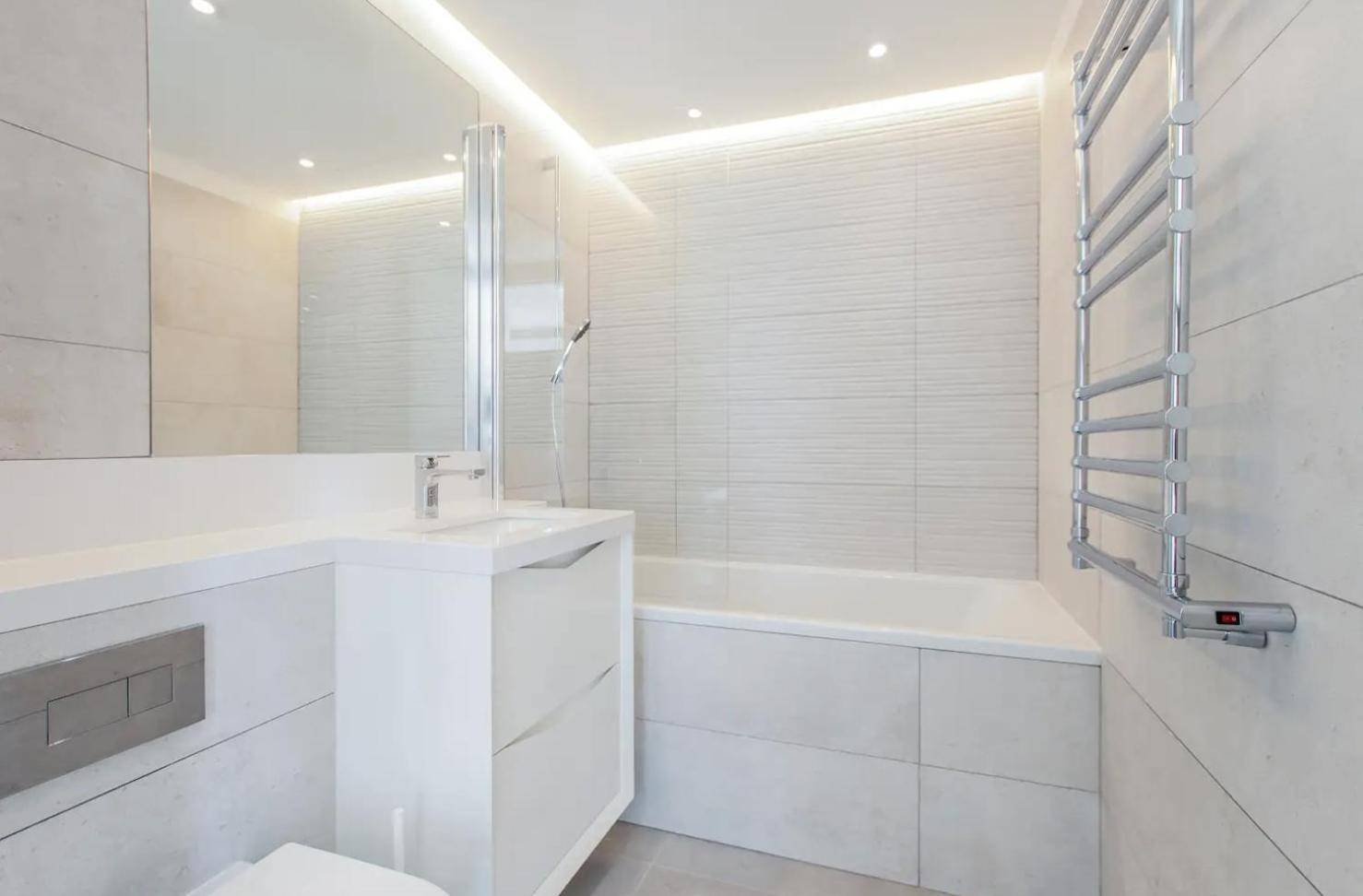 Carrara Eurocity - Luxury Family With Style Pool - Children For Free Apartamento Gibraltar