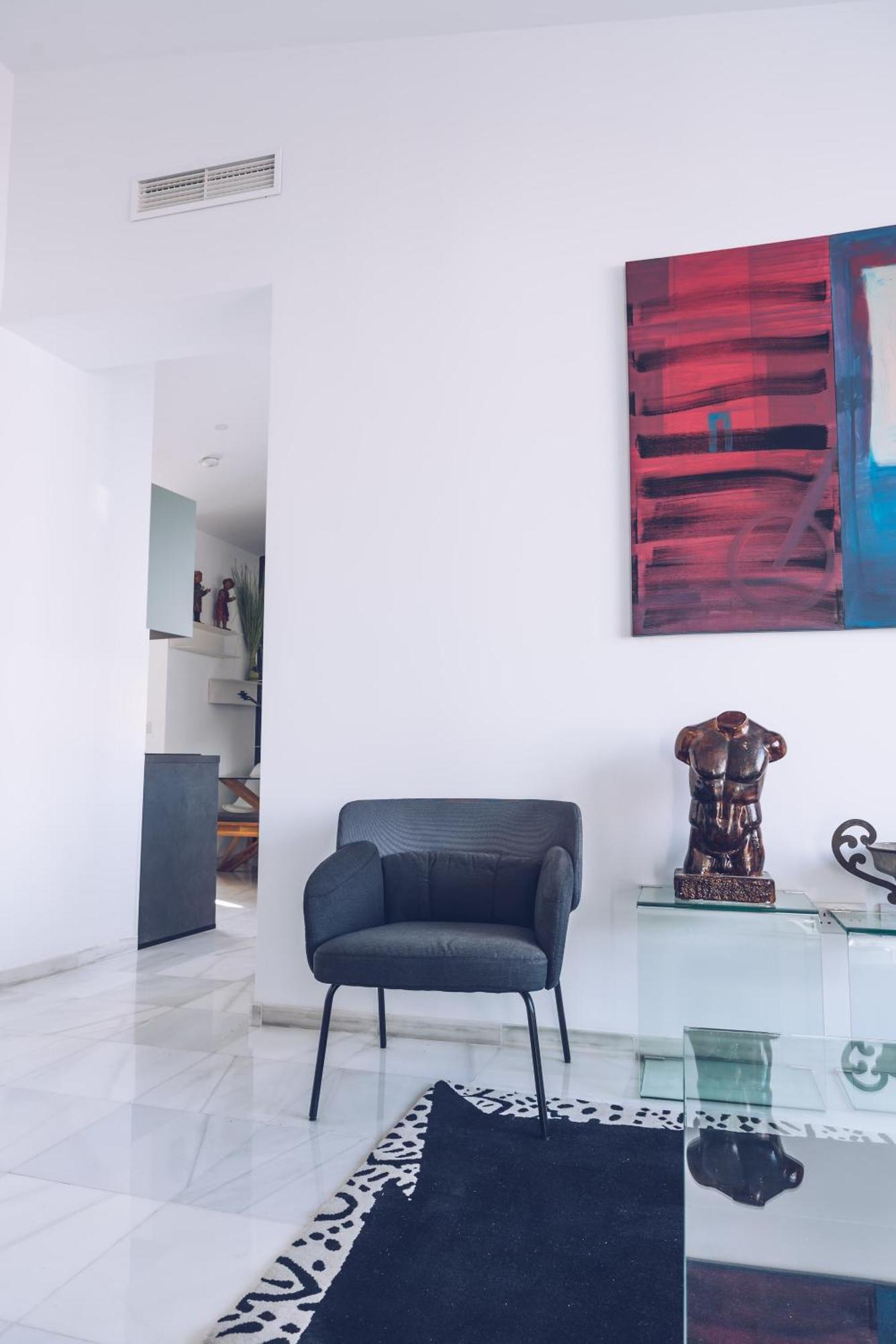 Exclusive Penthouse Living Elegance Meets Modern Design Apartment