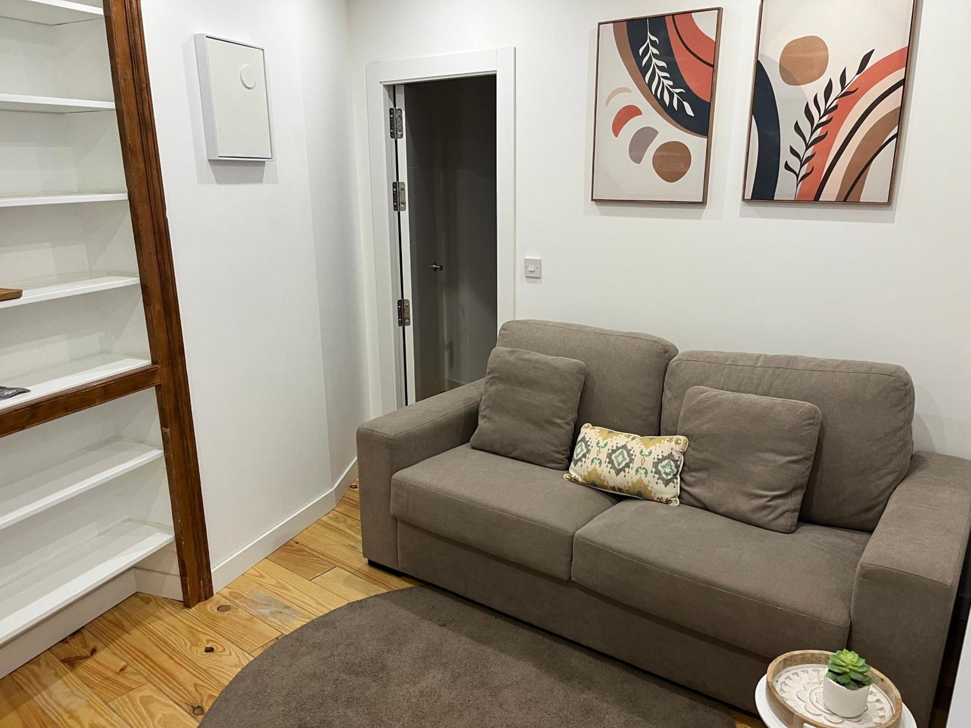 Farrier's Apartment *