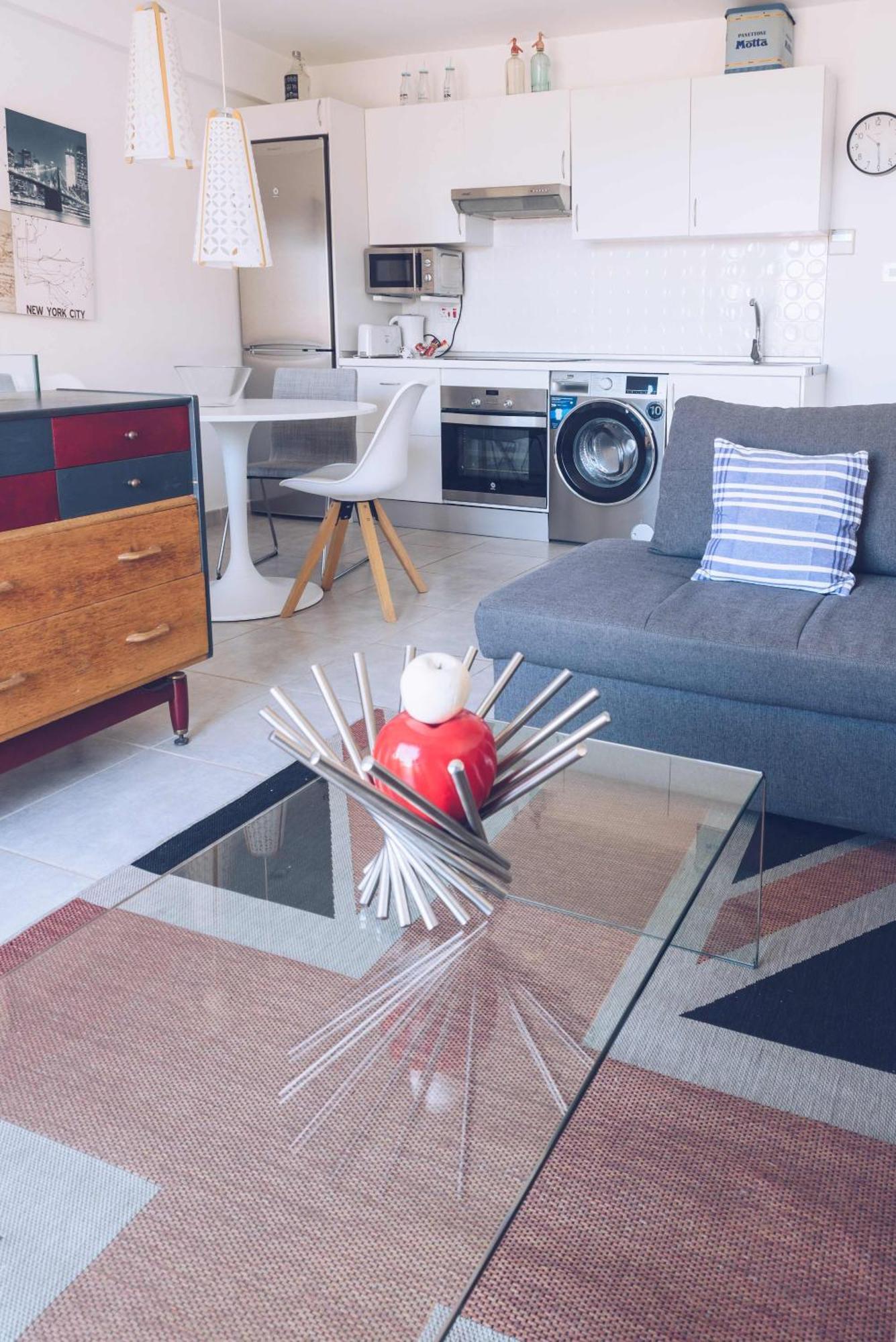 Bright And Lovely 1br Penthouse In King Street Gibraltar