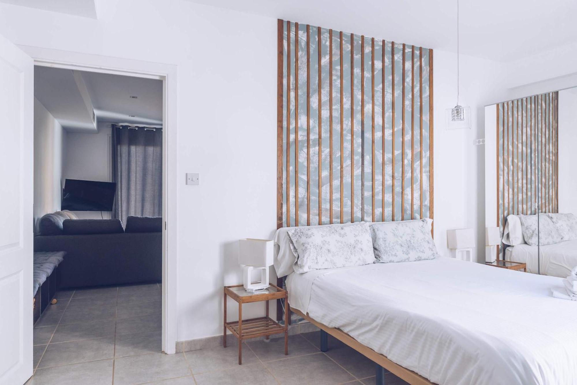 Apartment Bright And Lovely 1br Penthouse In King Street Gibraltar