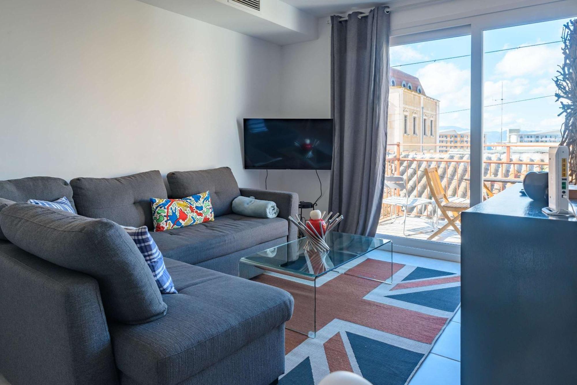 Bright And Lovely 1br Penthouse In King Street Apartment *
