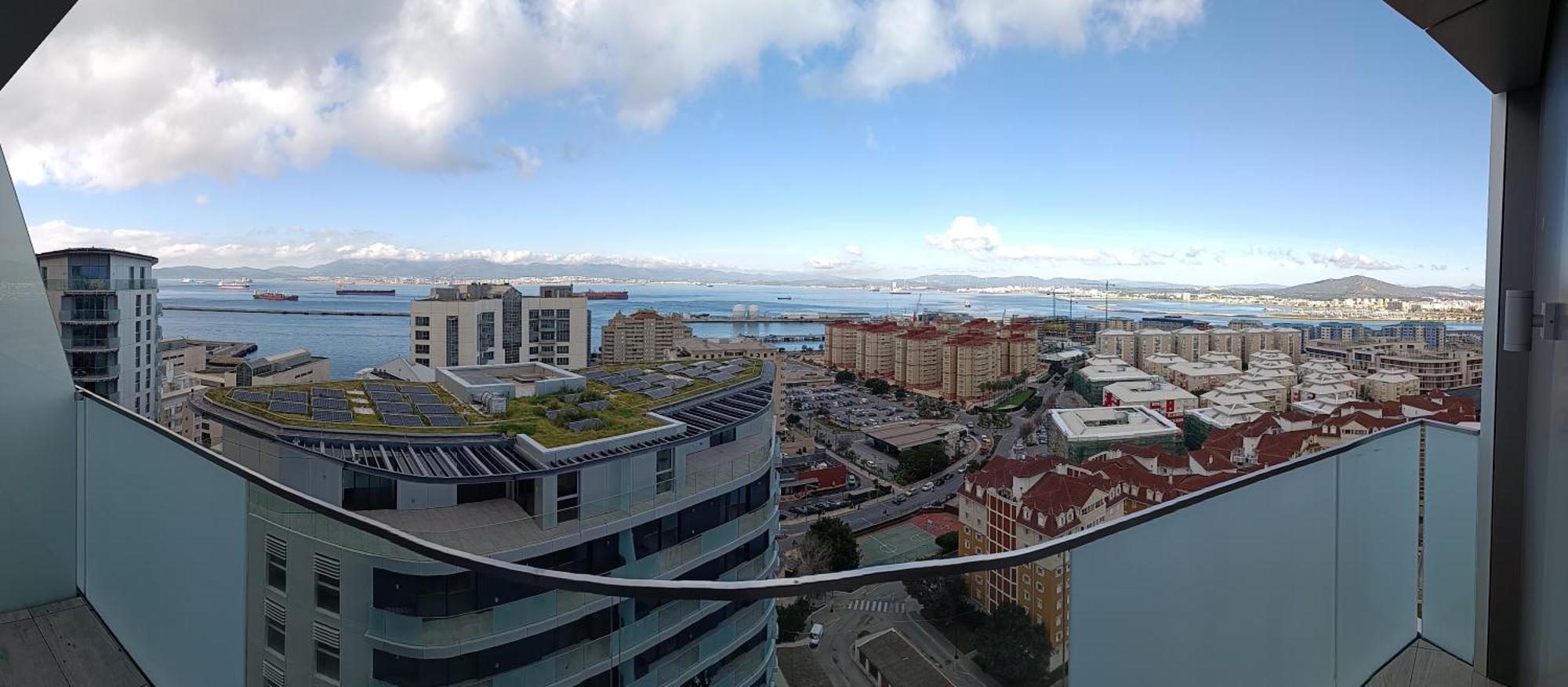 Brand New - Highest In Located In Eurocity - Large Pool - Ocean Views - Balcony - Free Parking - And Short Let In * Gibraltar