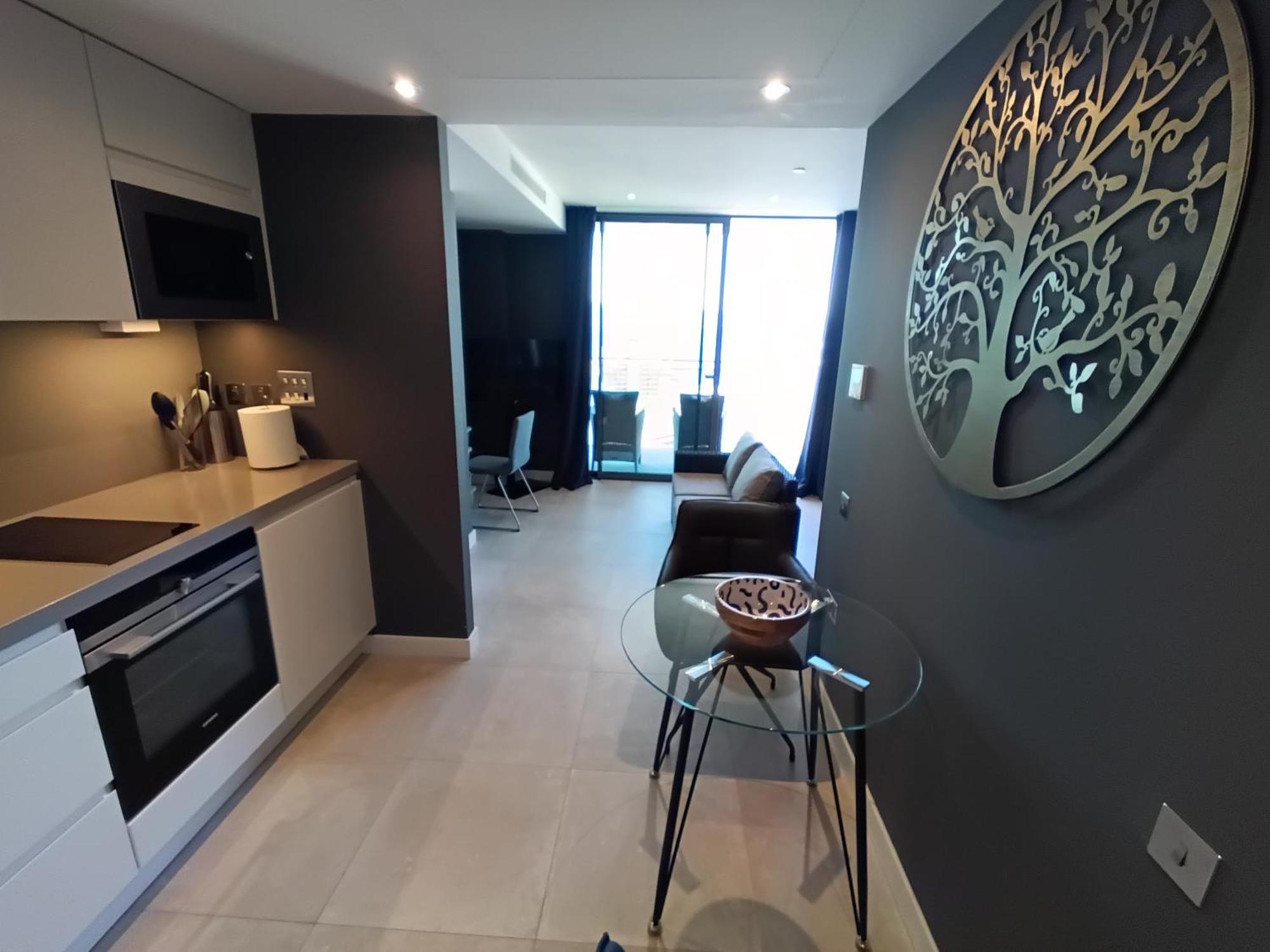 Brand New - Highest In Located In Eurocity - Large Pool - Ocean Views - Balcony - Free Parking - And Short Let In * Gibraltar