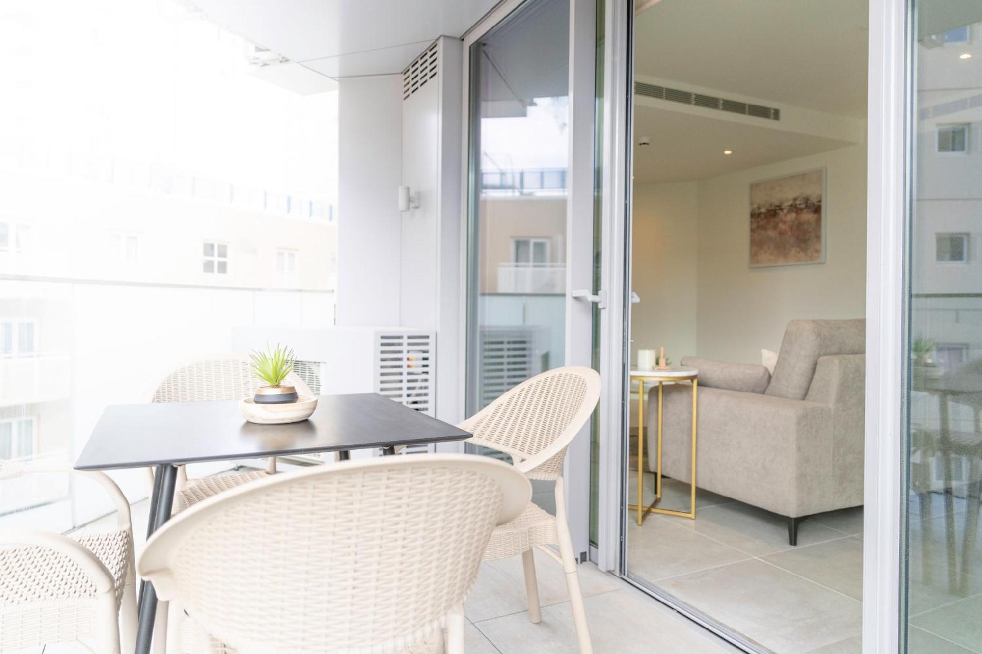 Bentley - Eurocity Apartment *